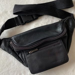 Vintage Kenneth Cole Fanny Pack Bag